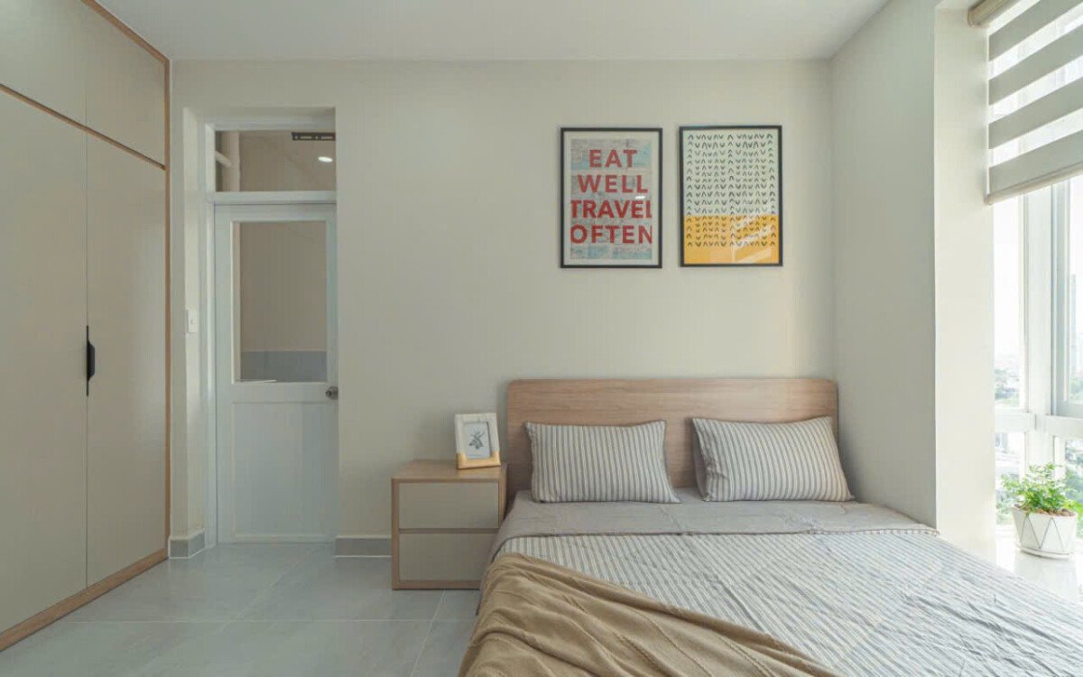 phong ngu 1 3 - Bán căn hộ đẹp tại Sky Garden 3. DT 70m2 Nhà đẹp Nội thất mới- Đang cho thuê 22 Triệu/Tháng. Giá bán 6 Tỷ