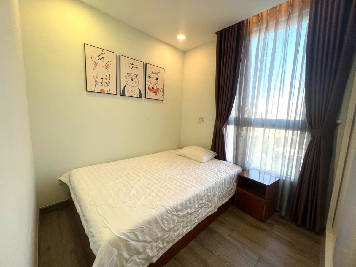 phong ngu 1 4 - Cho thuê căn hộ đẹp tại Star Hill. DT 94m2 Nhà đẹp- Lầu cao- View thoáng- 3 Phòng-2wc- Giá thuê 25 Triệu/Tháng