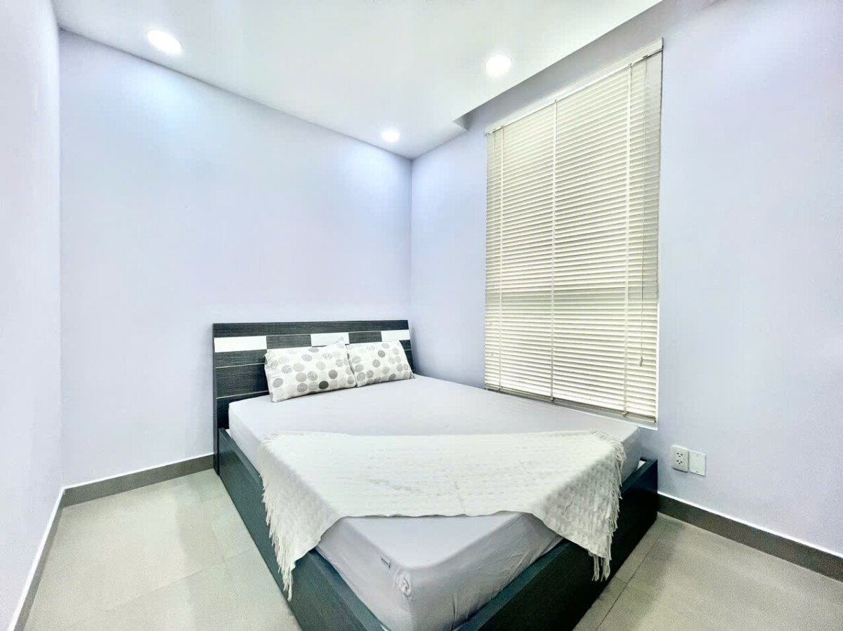 phong ngu 1 5 - Cho thuê căn hộ tại chung cư Star Hill. DT 105m2 Thiết kế 2 phòng ngủ-2wc- Nội thất đầy đủ- Giá thuê 26 Triệu/Tháng