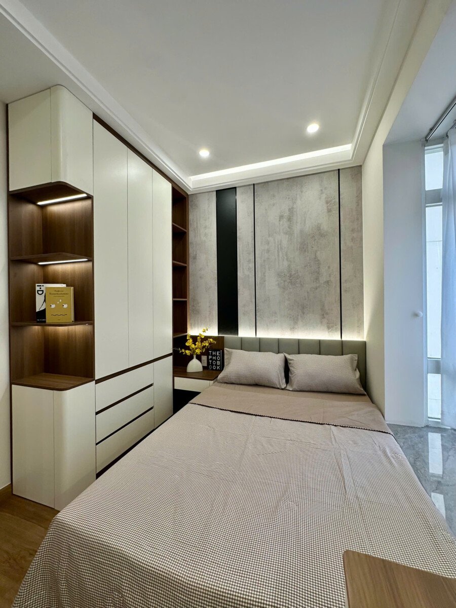 phong ngu 1 7 - Bán căn hộ đẹp tại Sky Garden 3. DT 70m2 Thiết kế 3 Phòng ngủ-2wc- Nội thất mới 100%- Giá bán 6.390 Tỷ