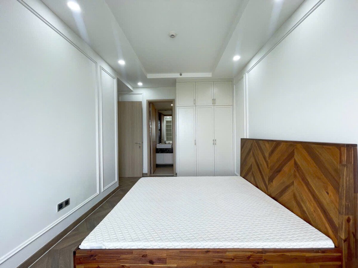 phong ngu can ho ban 2 - Bán căn hộ 02pn, chung cư The Peak Midtown, giá 10 tỷ, nhà đang có hợp đồng thuê ổn định.