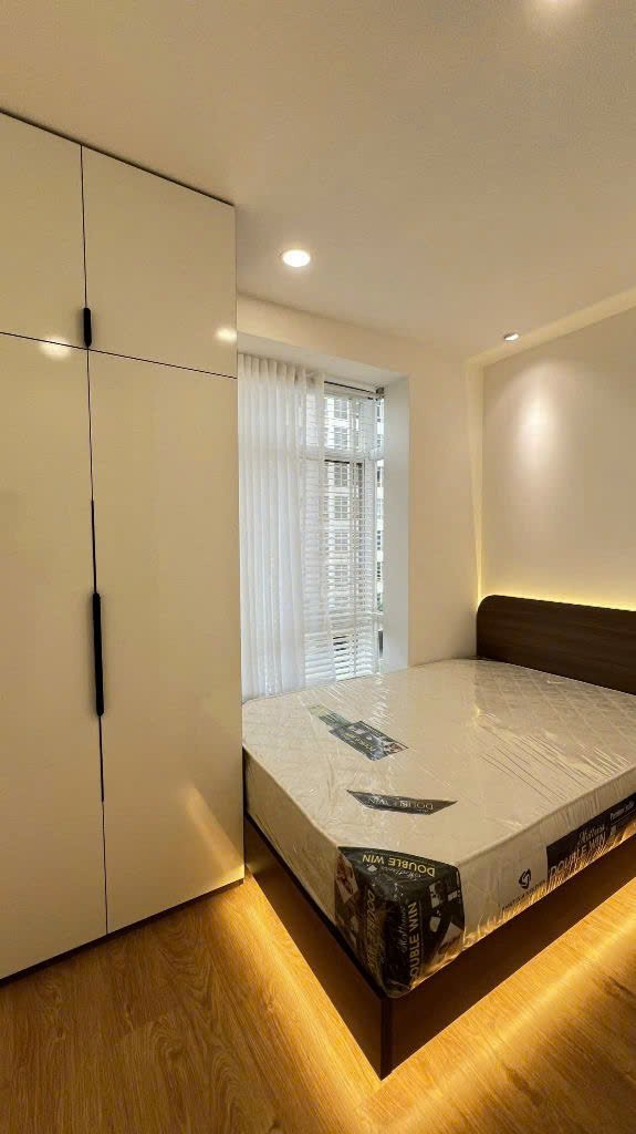 phong ngu can ho ban 30 - Bán căn hộchung cư Sky Garden 3, giá 5,7 tỷ, diện tích 70m2, 3PN, 2WC, giá ưu đãi đầu tư.