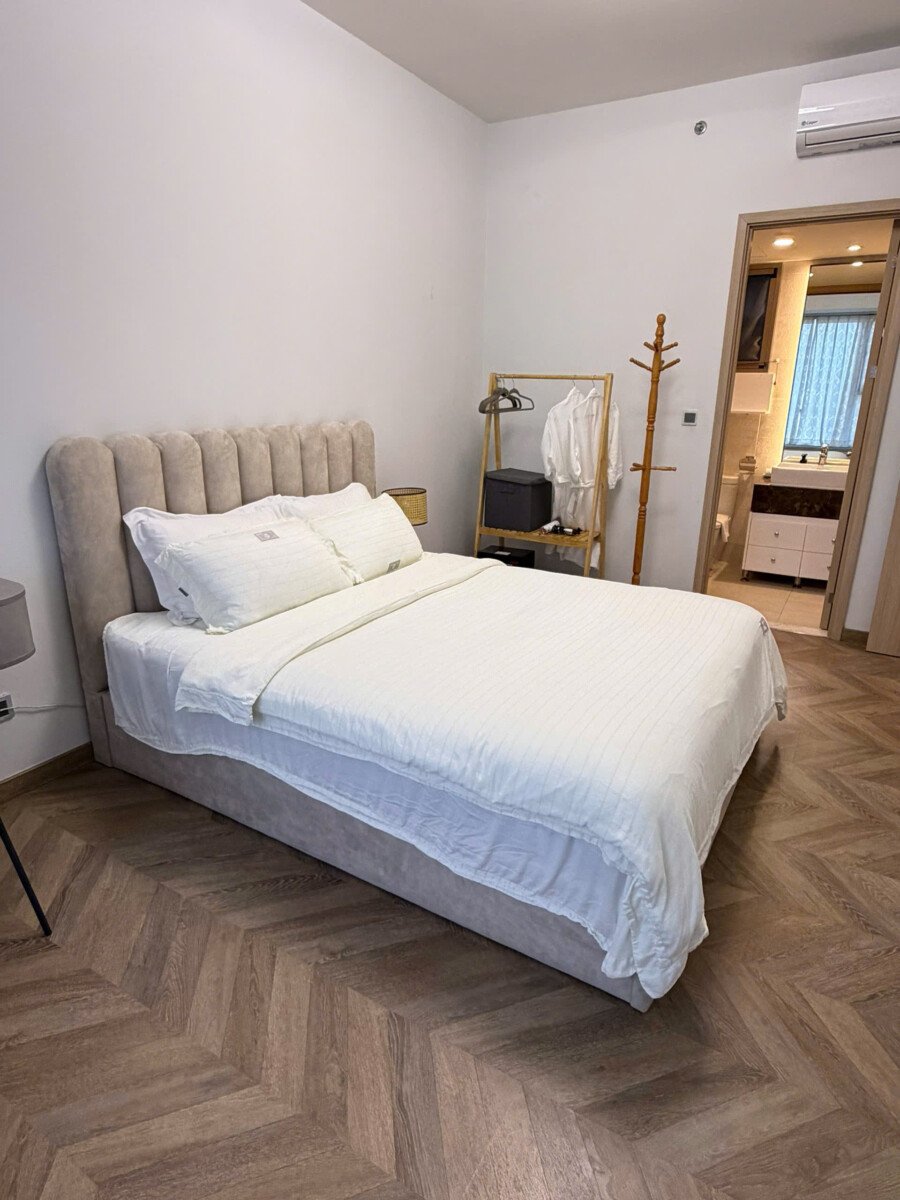 phong ngu can ho ban 4 - Cho thuê căn hộ 02pn, chung cư The Peak Midtown, giá 31tr/tháng, nhà đẹp, đầy đủ nội thất.