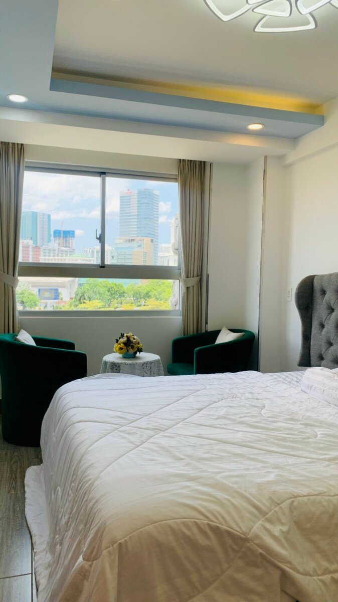 phong ngu can ho can ban 8 - Bán căn hộ 03pn, chung cư Scenic Valley 2, giá 9.4 tỷ, nhà đang có hợp đồng thuê.