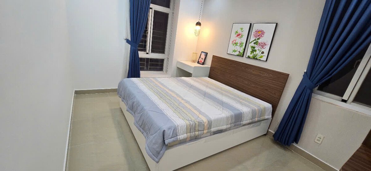 phong ngu can ho can ban nhanh 5 - Cần bán căn hộ 68m2, chung cư Sky Garden 3, 02pn, giá 5.660 tỷ, xem nhà dễ.