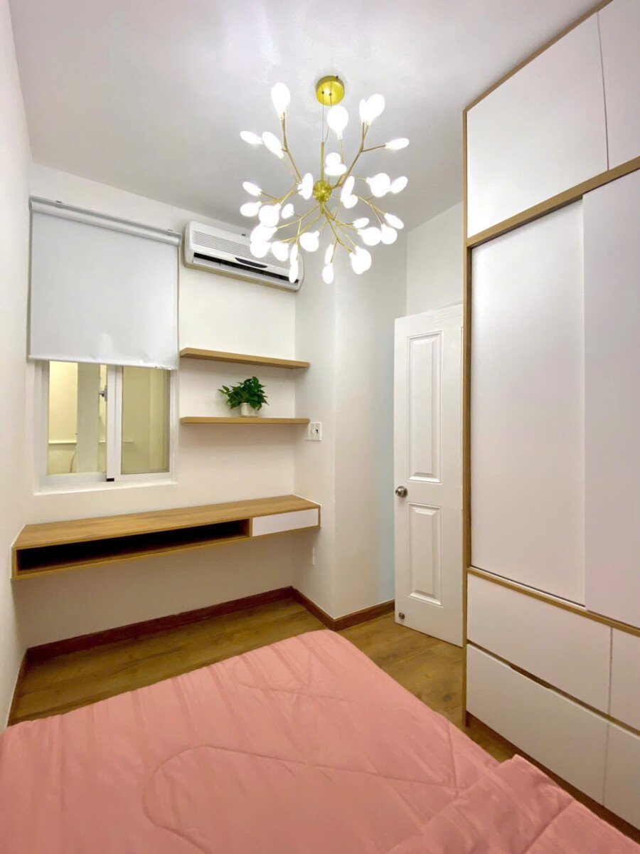 phong ngu can ho can ban - Bán căn hộ 56m2, chung cư Sky Garden 3, 02pn, giá 4.5 tỷ, nhà đang có hợp đồng thuê .