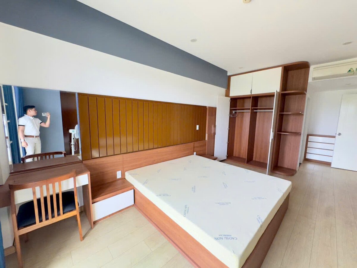 phong ngu nho - Giá mua bán căn hộ 3pn tòa B chung cư Scenic Valley 1 phường Tân Mỹ T4/2026