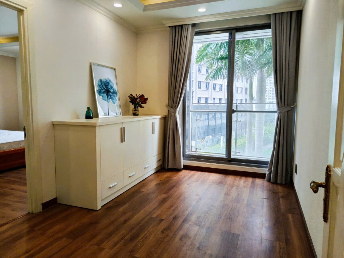 phong ngu phu can ho ban 1 - Bán gấp căn hộ 118m2 chung cư Green Valley, giá 10.200 tỷ, nhà đầy đủ nội thất.