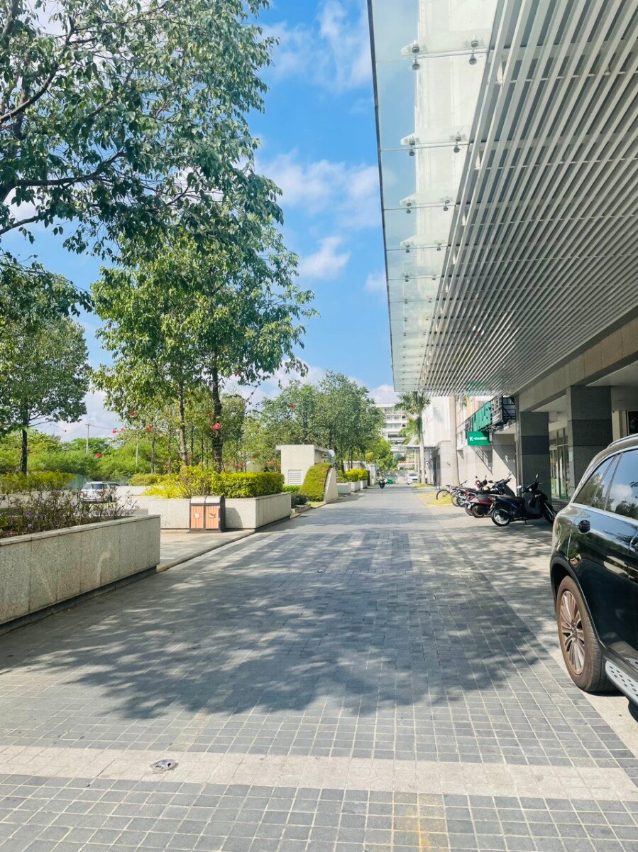 sanh di bo duoi shophouse ban - Giá mua bán Shophouse - Officetel tòa B chung cư Scenic Valley 2 phường Tân Mỹ T4/2026