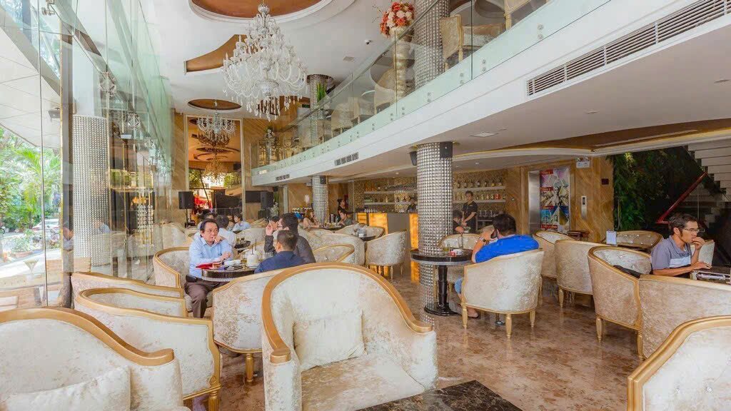 sanh le tan rong rai - Giá cho thuê tòa nhà khách sạn Hoàng Triều khu Hưng Phước phường Tân Hưng T4/2026