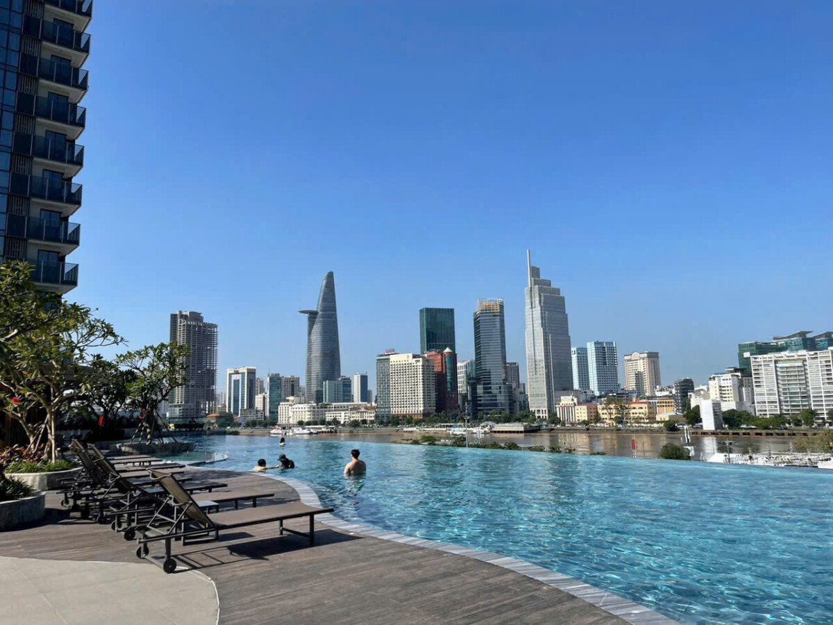 vi tri can ho lien ke ho boi noi khu va truc dien song sai gon - Giá mua bán căn hộ 2pn số 08 tòa A the Opera chung cư The Metropole T4/2026