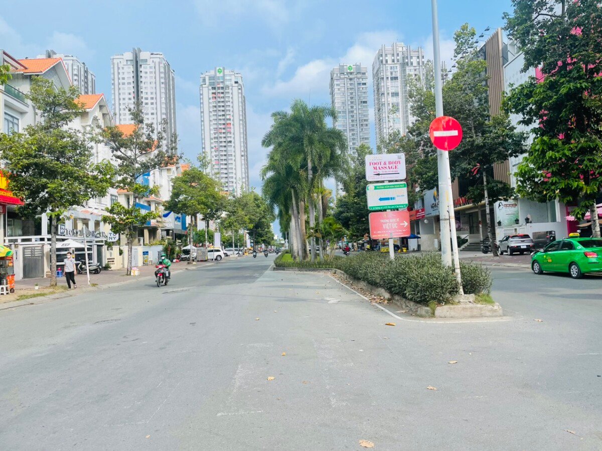 vi tri dat nen ban mat duong nguyen thi thap kdc him lam phuong tan hung - Giá mua bán cặp đất nền mặt đường Nguyễn Thị Thập kdc Him Lam Tân Hưng T4/2026