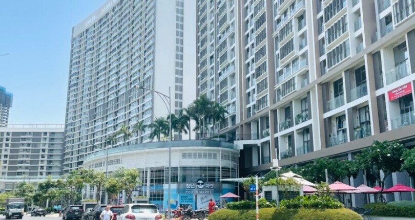 Giá mua bán Shophouse mặt Đường số 15 kdc Midtown phường Tân Mỹ T4/2026