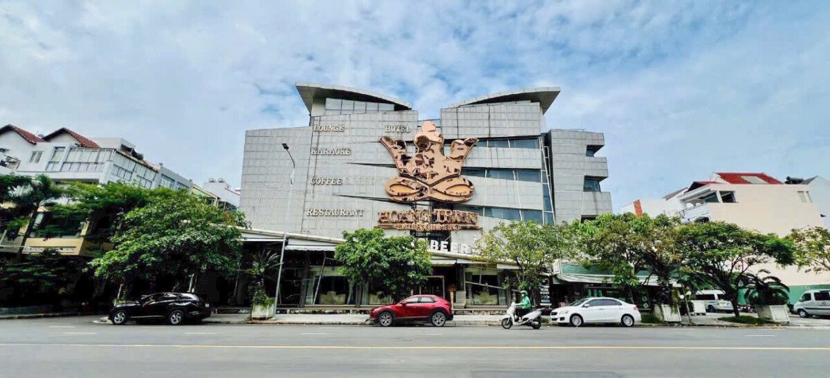 vi tri toa nha khach san 3 mat duong - Giá cho thuê tòa nhà khách sạn Hoàng Triều khu Hưng Phước phường Tân Hưng T4/2026