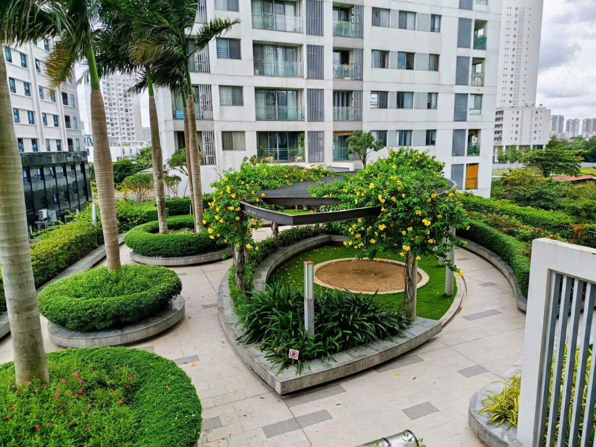 view can ho ban 2 - Bán gấp căn hộ 118m2 chung cư Green Valley, giá 10.200 tỷ, nhà đầy đủ nội thất.