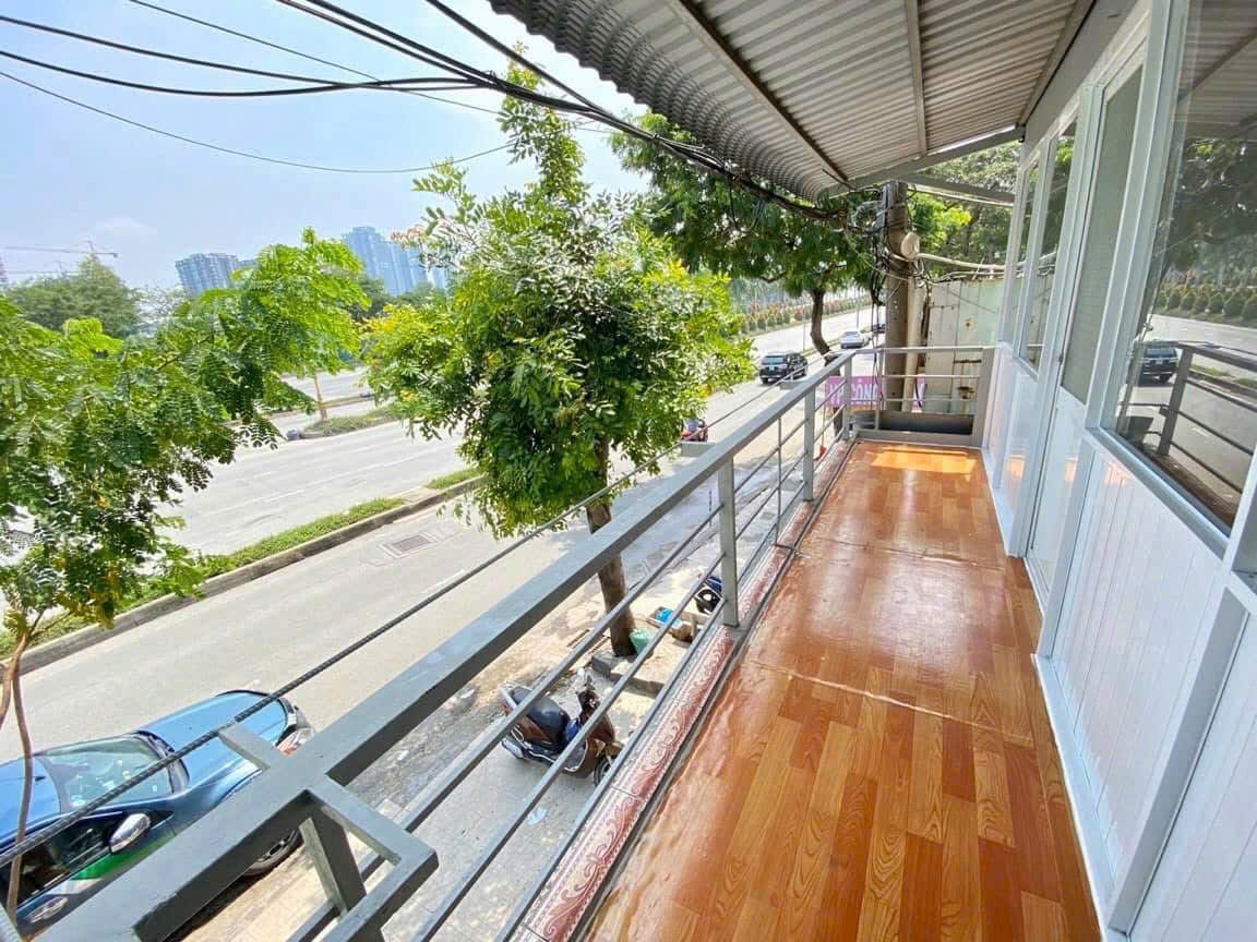 6 1 - Cho Thuê nhà nguyên căn MT Nguyễn Văn Linh ( rộng 120m 14 làn xe ) P. Tân Mỹ, ( Q7 cũ ) sát bên phòng công chứng Tân Thuận