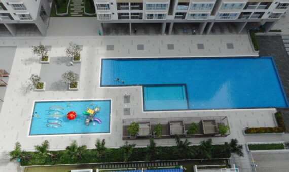 balcony phong khach can ho lien ke ho boi 570x340 - Trang chủ