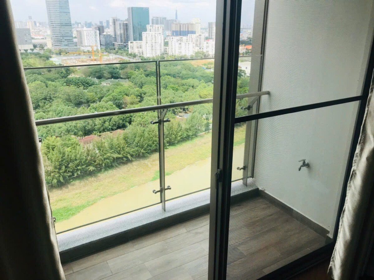 balcony phong ngu lien ke song - Giá mua bán căn hộ 3pn số 12 tòa A chung cư Midtown phường Tân Mỹ T6/2026