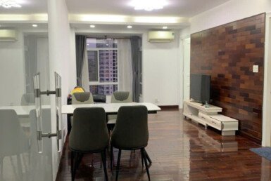 Bán gấp căn góc Sky Garden 3. DT 74m2 thiết kế 2 Phòng-2wc View hồ bơi- đang cho thuê 17 Triệu. Giá chỉ 5.7 Tỷ