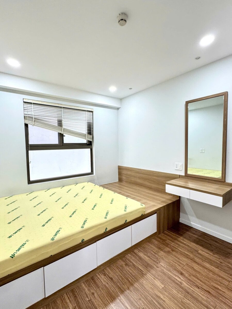 ban can ho saogpn south gia tot 3 1 - Cho thuê căn hộ Saigon South Residences. DT 75m2 Nhà đẹp- View trực diện hồ bơi- 2 Phòng-2wc- Giá 17 Triệu/Tháng