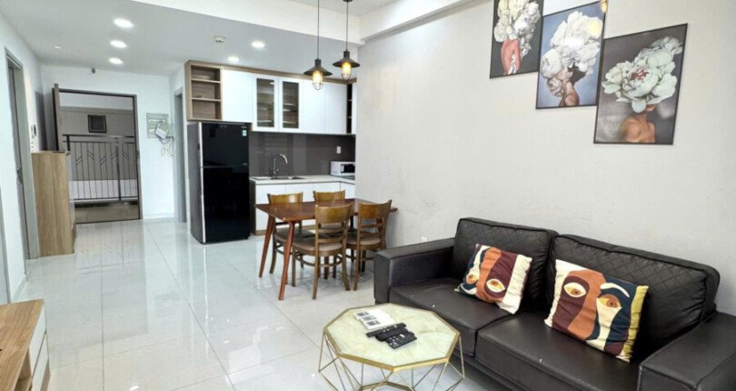 Cho thuê căn hộ Saigon South Residences. DT 75m2 Nhà đẹp- View trực diện hồ bơi- 2 Phòng-2wc- Giá 17 Triệu/Tháng