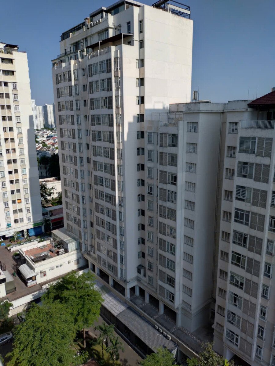 ban can ho sky 3 5 - Bán căn hộ Studio Sky Garden 3. DT 56m2 Thiết kế 1 Phòng ngủ mở-1wc- lầu cao- hiện trạng như hình- Giá 4.290 Tỷ