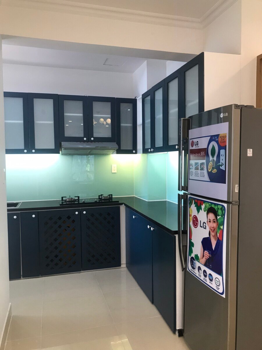bep can ho sky 3 - Cho thuê căn hộ Sky Garden 3. Căn góc 74m2 thiết kế 3 Phòng-2wc- Nội thất đầy đủ-Giá 19 Triệu/Tháng