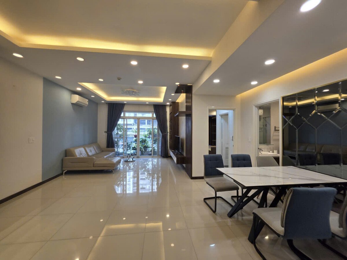 can canh phong khach can ho ban - Giá mua bán căn hộ 3pn tòa E chung cư Riverside Residence phường Tân Mỹ HCM T5/2026
