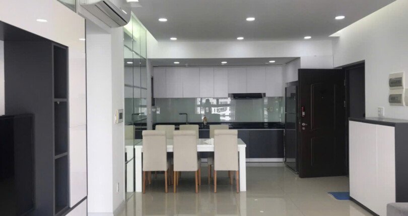 Cho thuê căn hộ Happy Valley. DT 100m2 Lầu cao- thiết kế 3 Phòng ngủ-2wc- Nội thất như hình- Giá 27 Triệu/Tháng