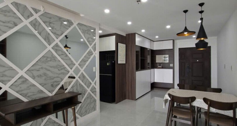 Cho thuê căn hộ Scenic Valley 1. DT 80m2 Lầu siêu cao rất mát- 2 Phòng ngủ-2wc- Giá thuê 20 Triệu/Tháng