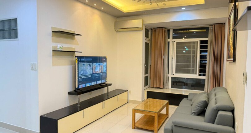 Cần cho thuê căn hộ Sky Garden 3. DT 70m2 Nhà đủ nội thất- 2 Phòng-2wc- View nội khu- Giá 16 Triệu/Tháng