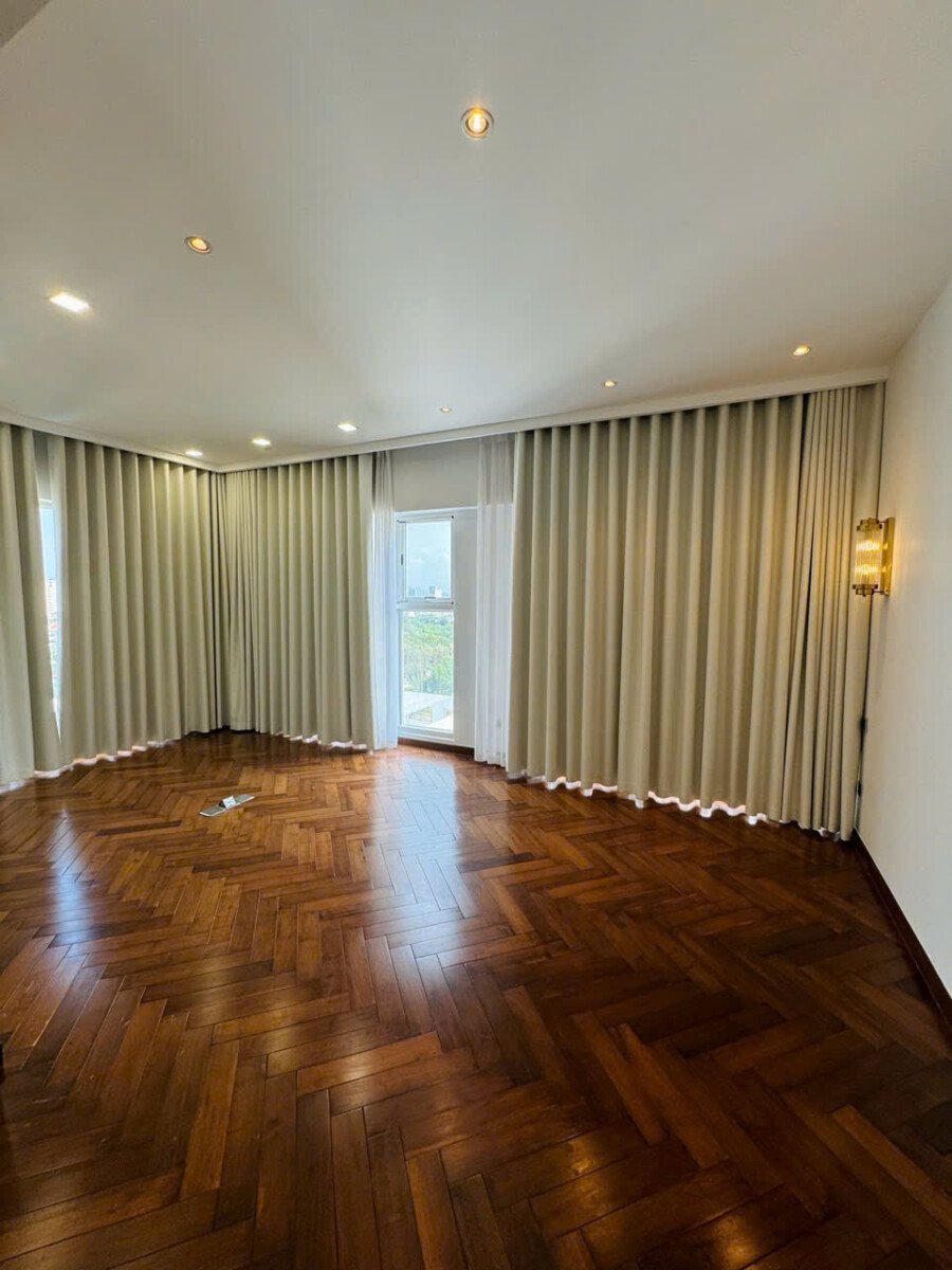 can ho cho thue co 3pn rong rai - Giá cho thuê căn hộ Duplex tòa O chung cư Happy Valley Premier phường Tân Hưng T5/2026
