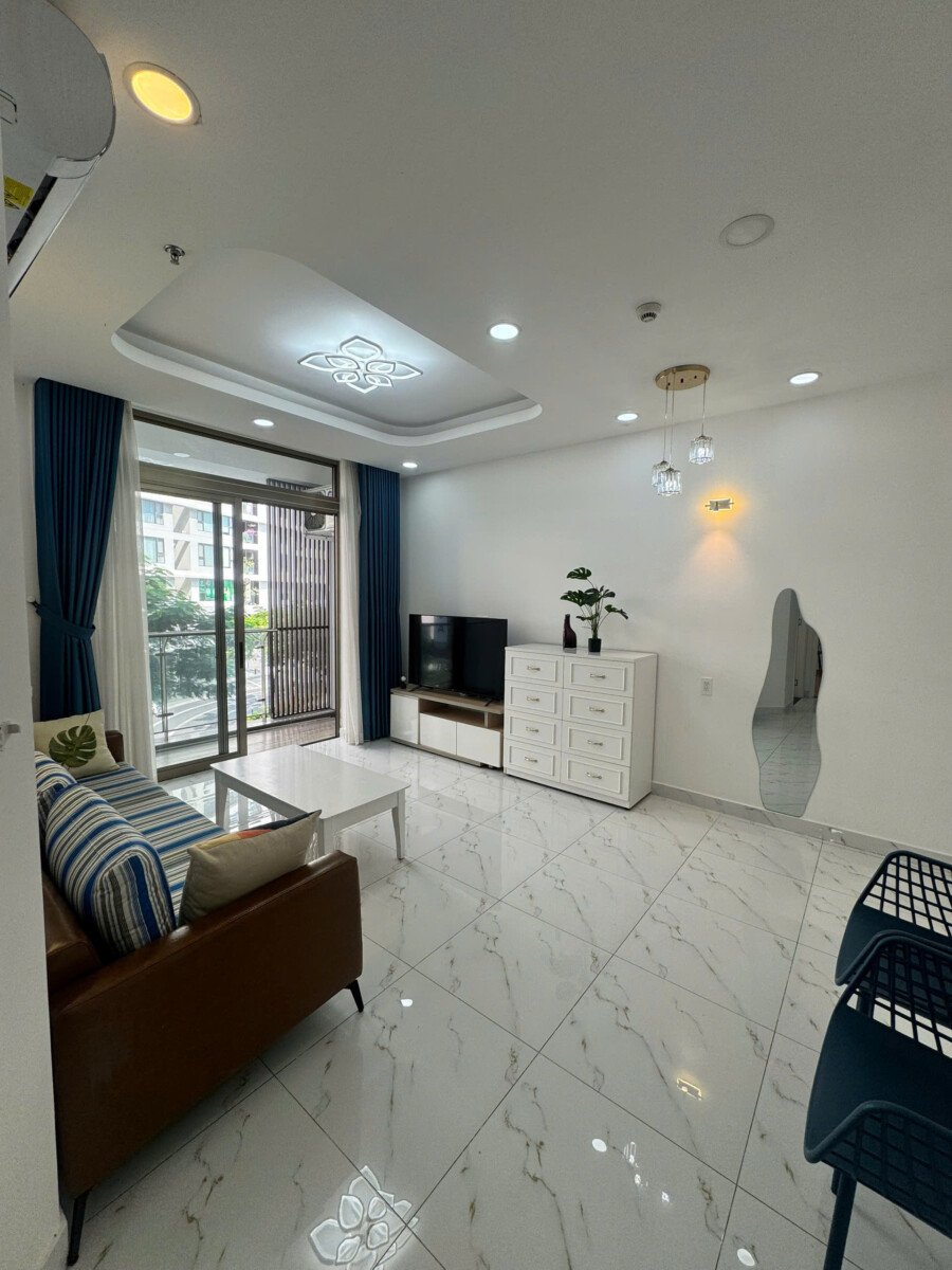 can ho dien tich lon midtown cho thue - Cho thuê căn hộ Midtown Tòa M8. DT 100m2 Thiết kế 3 Phòng ngủ-2wc- Nội thất đầy đủ- Giá 32 Triệu/Tháng