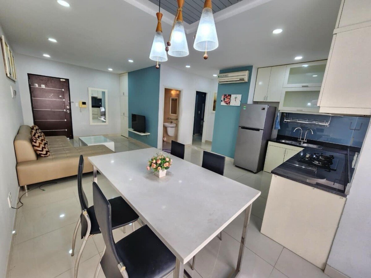can ho sky 3 cho thue - Cho thuê căn hộ Sky Garden 3. DT 70m2 Nhà đẹp- 2 Phòng-3wc- Nội thất như hình. Giá thuê 14 Triệu/Tháng