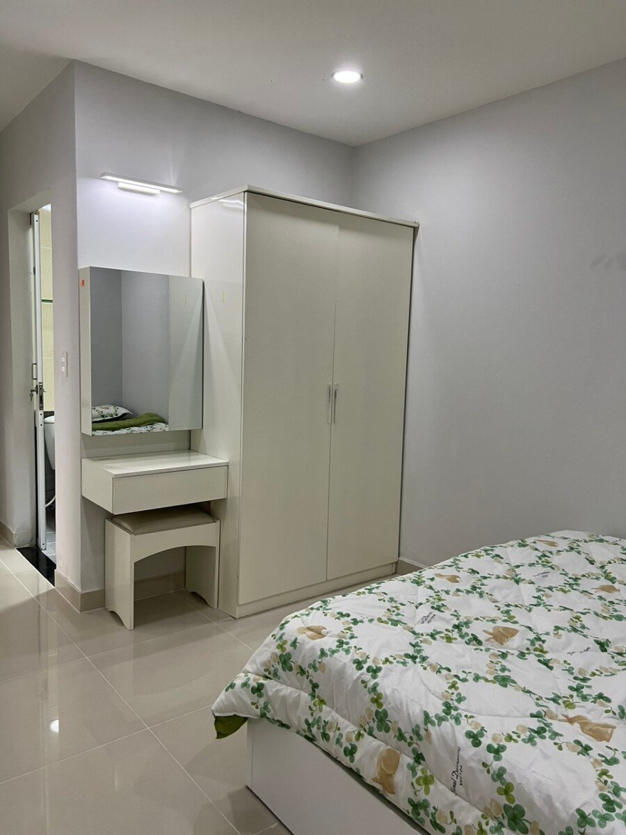 cho thue can ho sky garden 3 2 1 - Cho thuê căn hộ Sky Garden 3. DT 70m2 Nhà đẹp- 2 Phòng-3wc- Nội thất như hình. Giá thuê 14 Triệu/Tháng