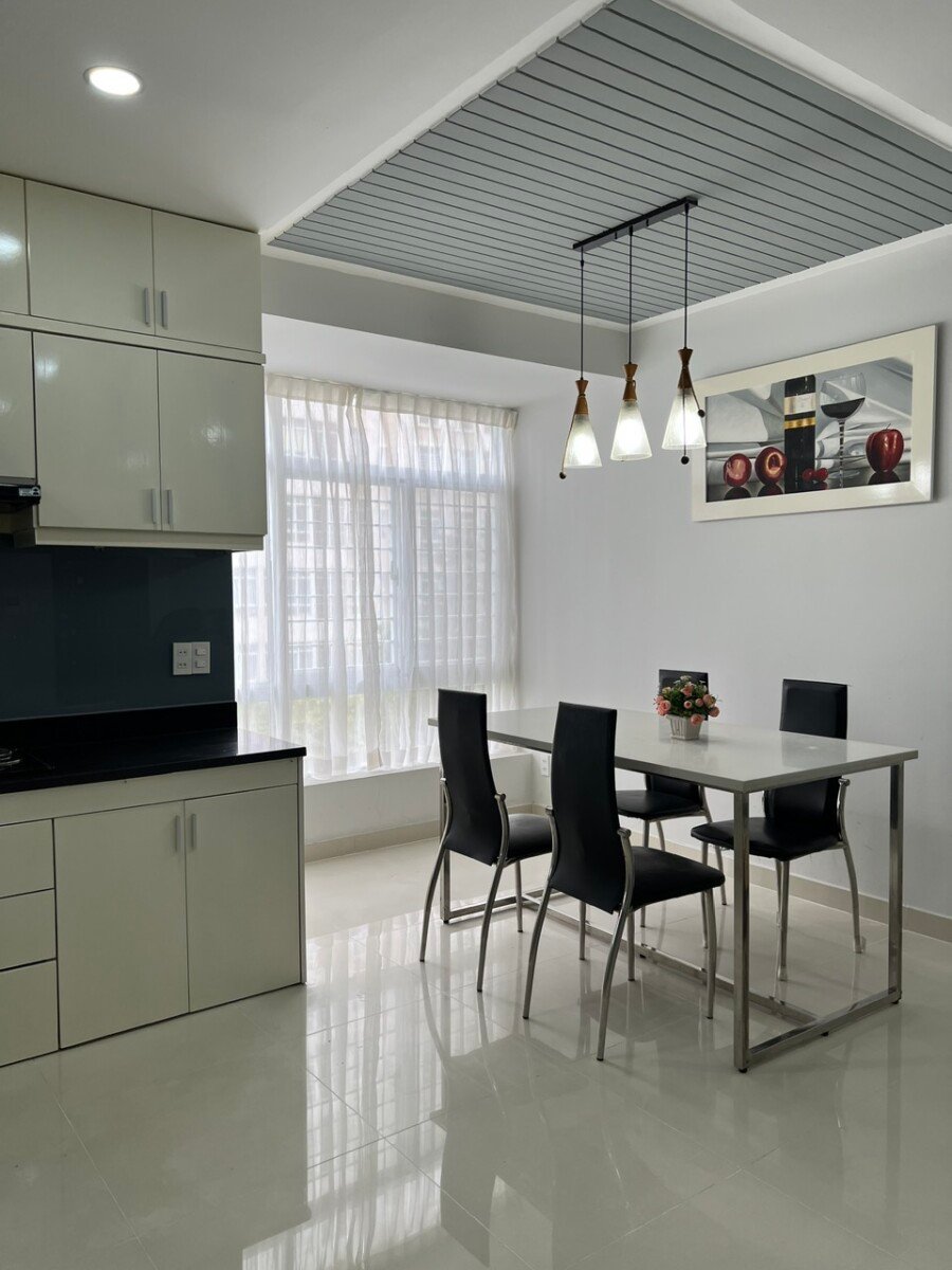 cho thue can ho sky garden 3 6 1 - Cho thuê căn hộ Sky Garden 3. DT 70m2 Nhà đẹp- 2 Phòng-3wc- Nội thất như hình. Giá thuê 14 Triệu/Tháng