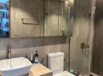 hien-trang-nha-co-2-toilet-hoan-thien-nhu-hinh