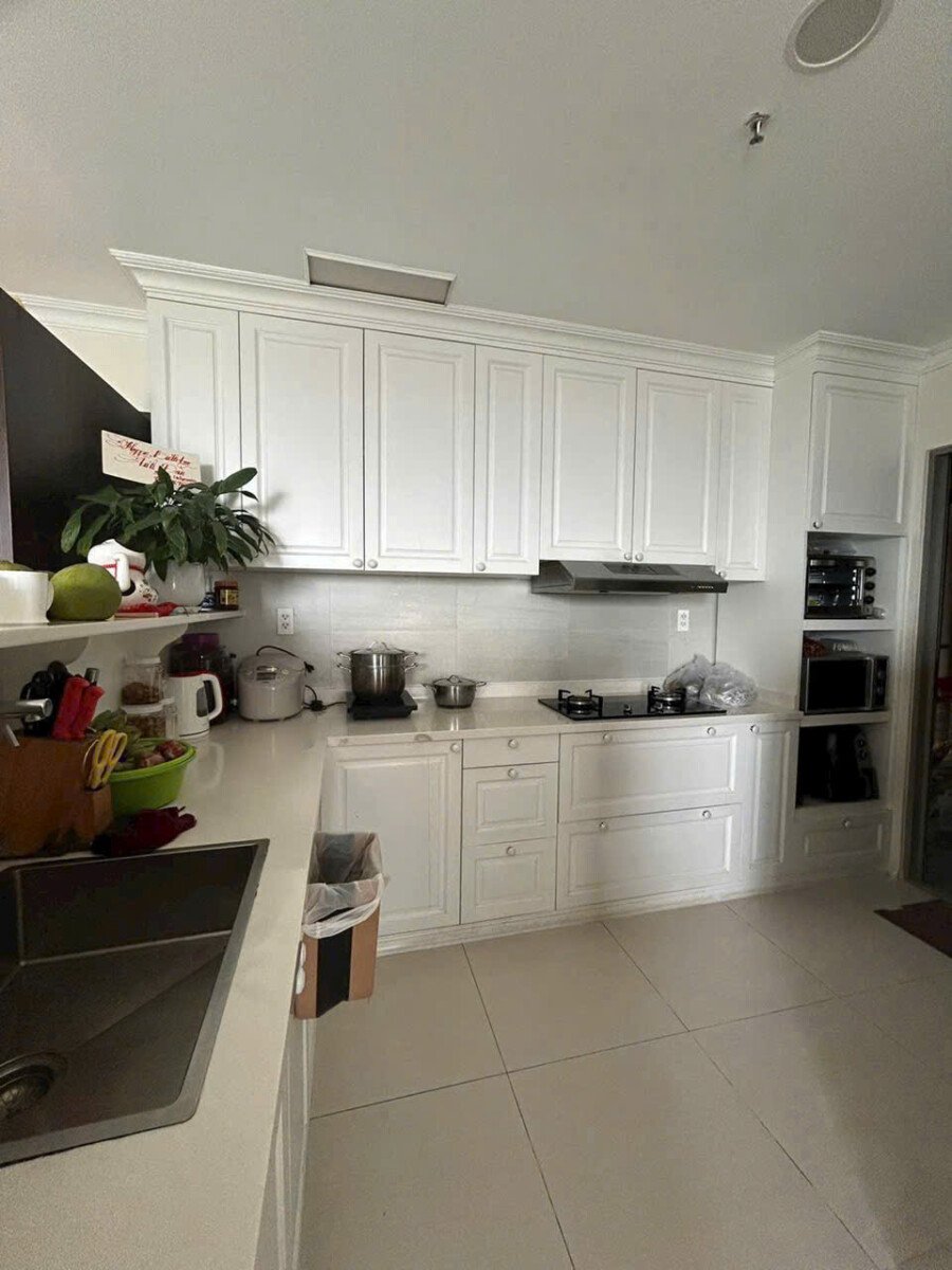 khong gian bep rong rai 14 - Giá mua bán căn hộ 3pn chung cư Hưng Phúc Happy Residence phường Tân Mỹ T5/2026