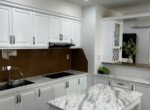 khong gian bep rong rai 150x110 - Giá mua bán căn hộ 3pn tòa C chung cư Happy Valley phường Tân Hưng HCM T5/2026
