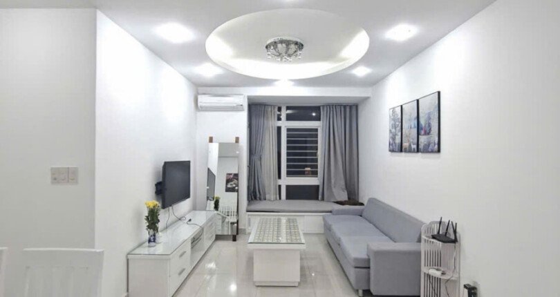 Cho thuê căn hộ Sky Garden 3. DT 70m2 Nhà đẹp-Tone trắng- 2 Phòng-2wc- Nội thất đầy đủ- Giá 16 Triệu/ Tháng