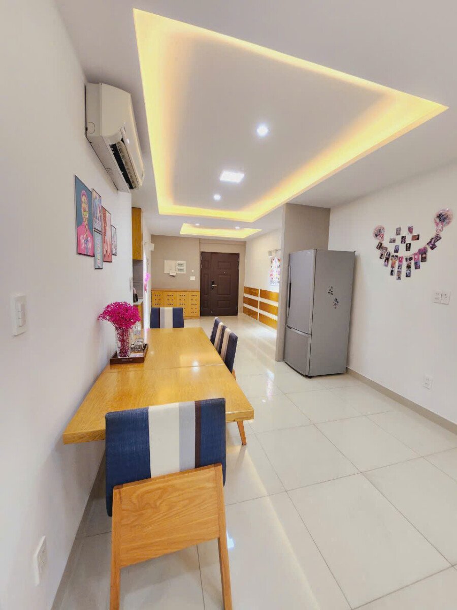 phong an can ho ban 3 - Bán nhanh căn hộ 80m2, chung cư Scenic Valley 1, giá 7.7 tỷ, nội thất đầy đủ, view hồ bơi.