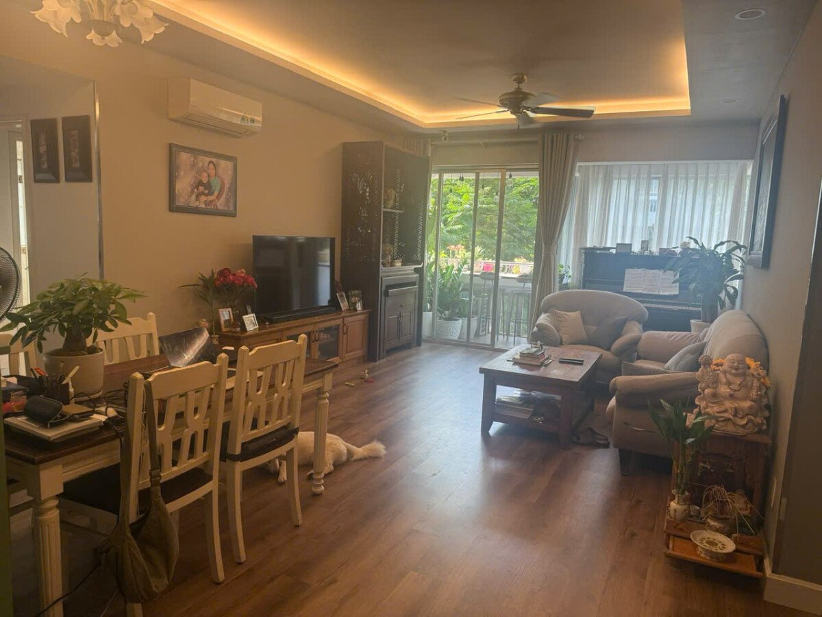 phong khach can ho ban 11 - Giá mua bán căn hộ 3pn tòa A chung cư Mỹ Khánh 4 phường Tân Hưng T5/2026
