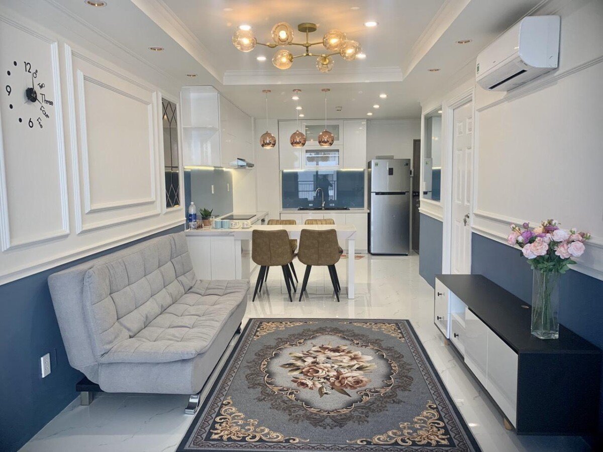 phong khach can ho ban 12 - Bán căn hộ chung cư Saigon South, 02pn, giá 6.0 tỷ, nhà đẹp, view hướng Nam.