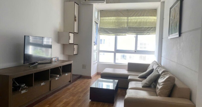 Bán căn hộ chung cư Sky Garden 3, diện tích 70m2, giá 5.1 tỷ, đủ nội thất , xem nhà dễ.