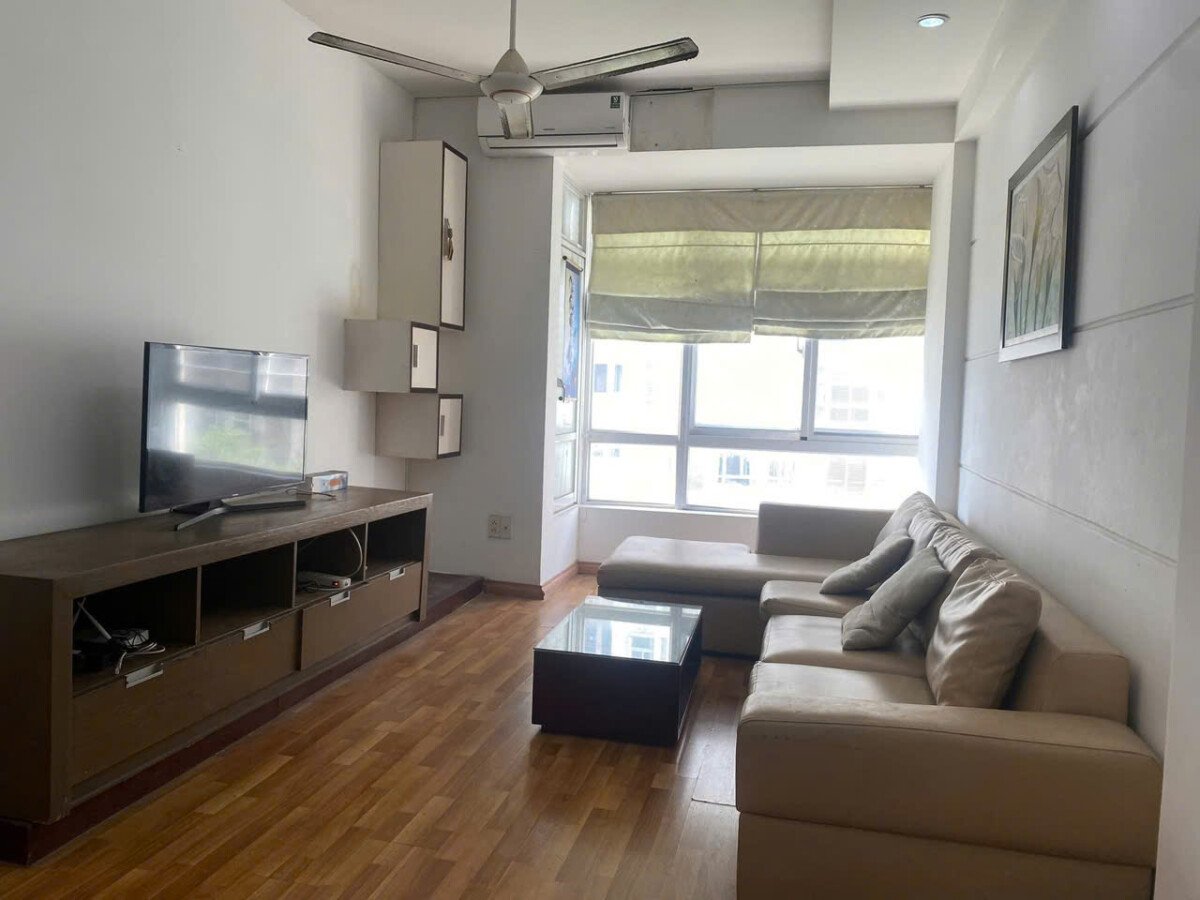 phong khach can ho ban 47 - Bán căn hộ chung cư Sky Garden 3, diện tích 70m2, giá 5.1 tỷ, đủ nội thất , xem nhà dễ.