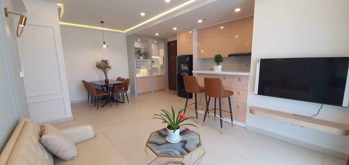 phong khach can ho cho thue 4 - Cho thuê căn hộ 02pn, chung cư Urban Hill, giá 25tr/tháng, nhà đẹp, view Tây Bắc.