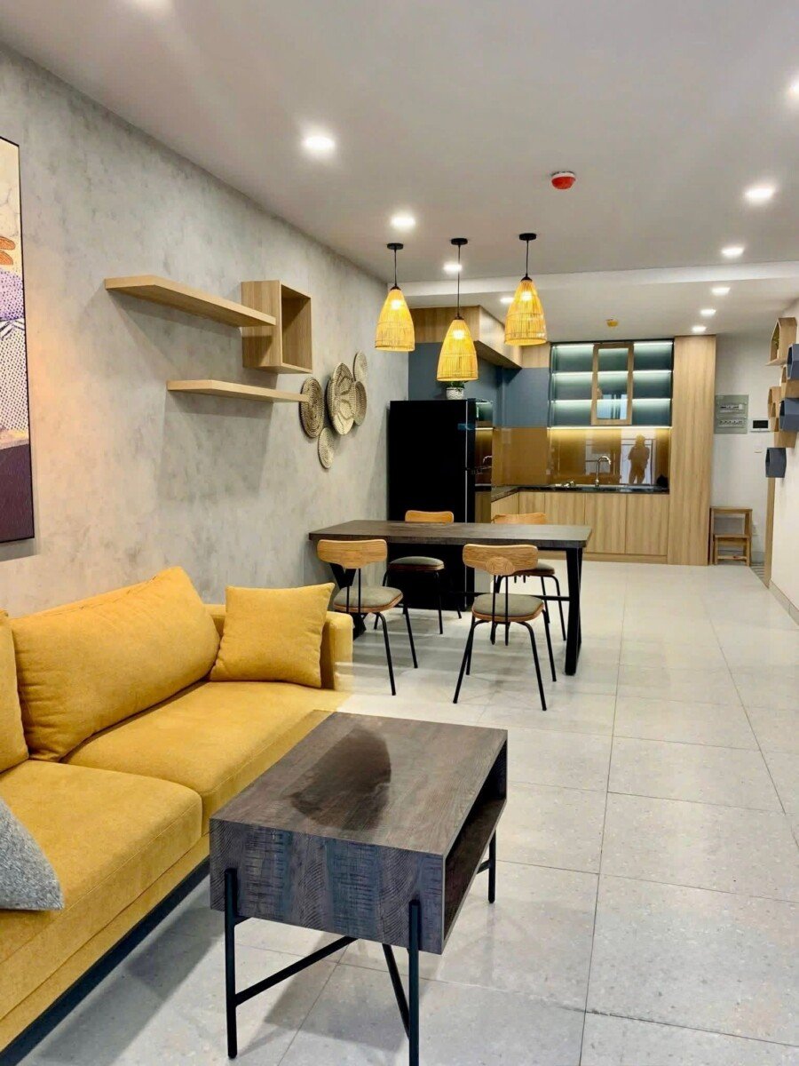 phong khach can ssr cho thue - Cho thuê căn hộ Saigon South Residences. DT 71m2 lầu cao thiết kế 2 phòng ngủ-2wc- View mát- Giá 16 Triệu/Tháng