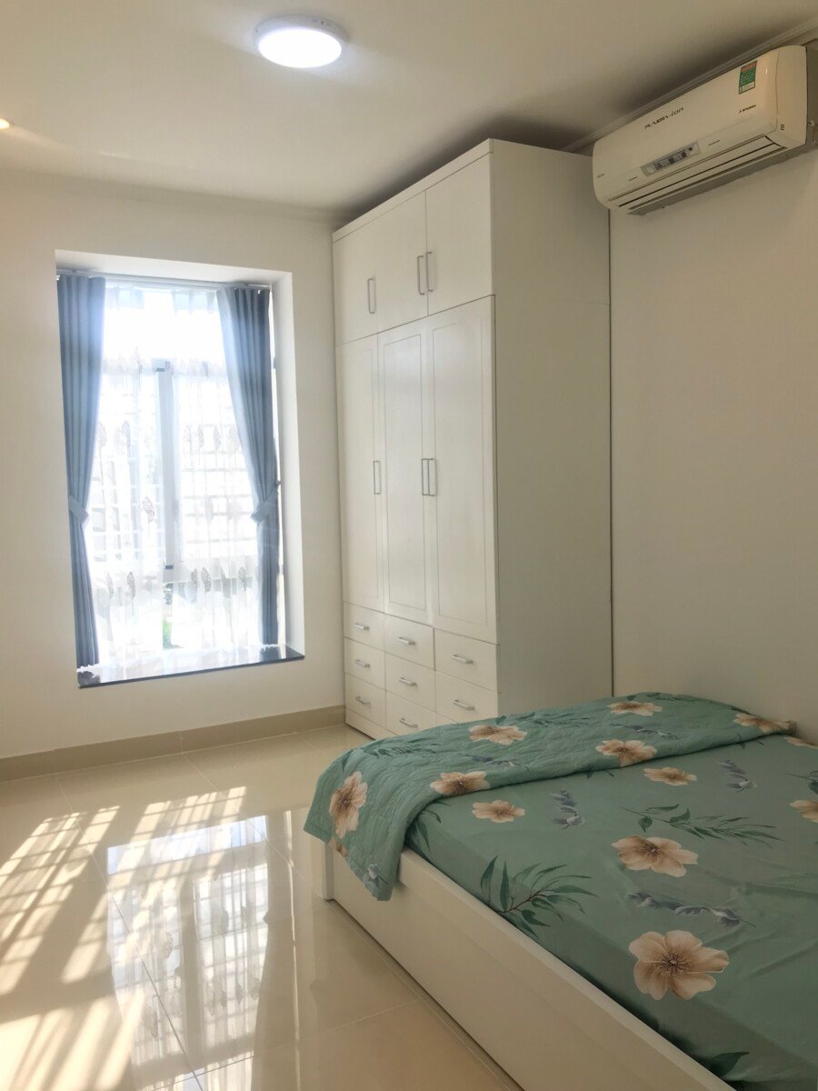 phong ngu 1 6 - Cho thuê căn hộ Sky Garden 3. Căn góc 74m2 thiết kế 3 Phòng-2wc- Nội thất đầy đủ-Giá 19 Triệu/Tháng