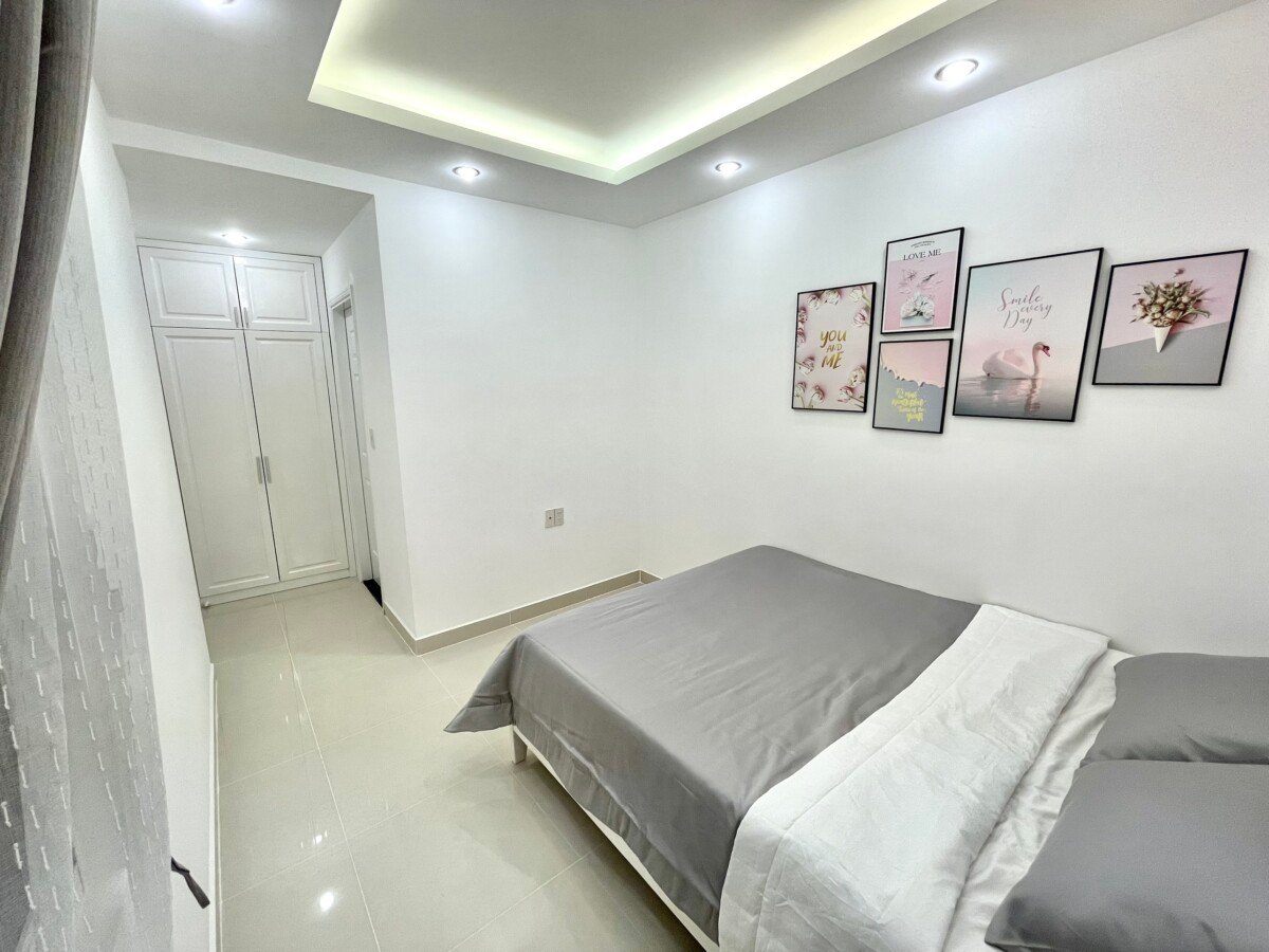phong ngu 2 - Cho thuê nhanh căn hộ Sky Garden 3. DT 70m2 Nhà đẹp-tone trắng thiết kế 2 Phòng-2wc- Giá thuê 16 Triệu/Tháng