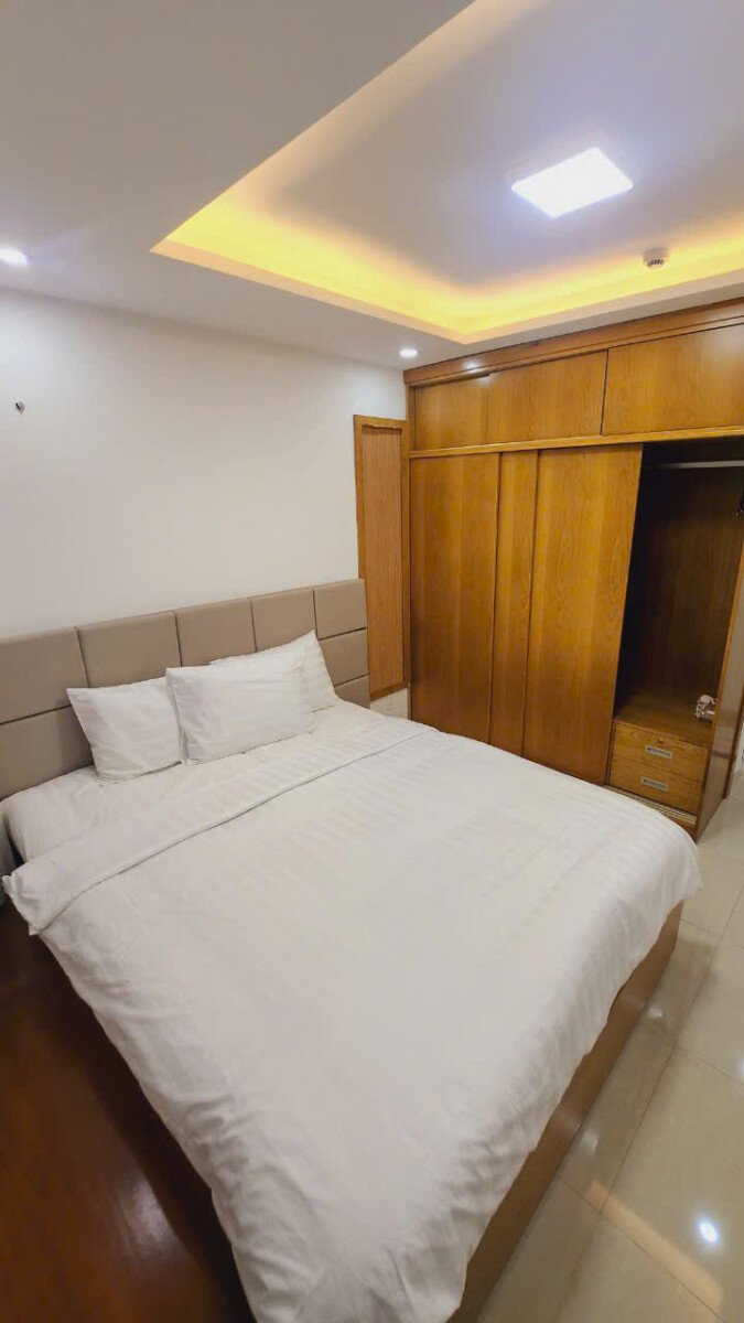 phong ngu can ho ban 12 - Bán nhanh căn hộ 80m2, chung cư Scenic Valley 1, giá 7.7 tỷ, nội thất đầy đủ, view hồ bơi.